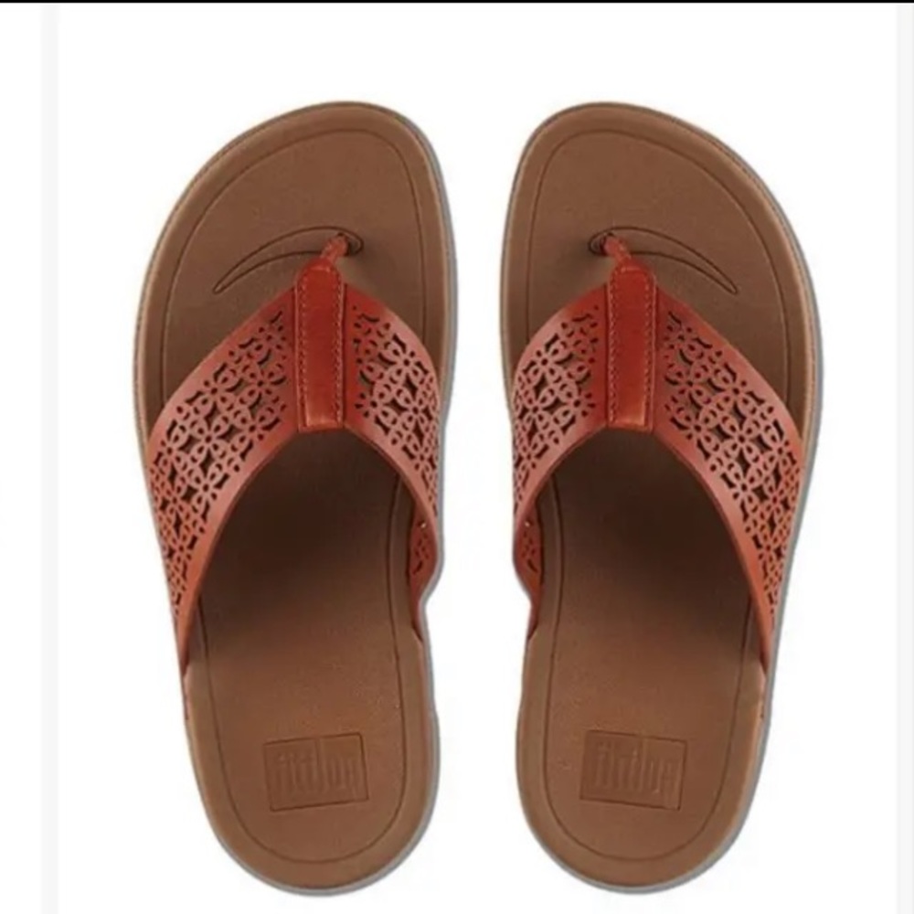 Woman’s fit flop sandals brand new in box never worn. Size 8.